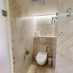 Apartamento Maisonette Penthouse In Old Town - Uz10 *