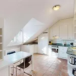 Maisonette Penthouse In Old Town - Uz10 *